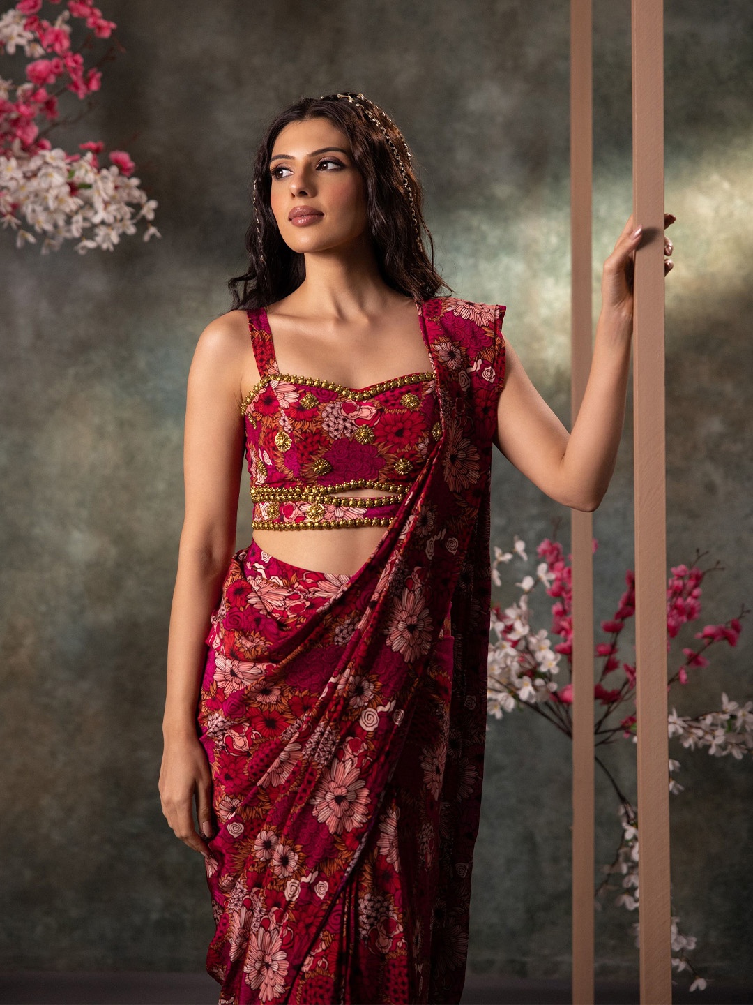 

Mehak Murpana Floral Beads and Stones Pure Crepe Saree, Pink