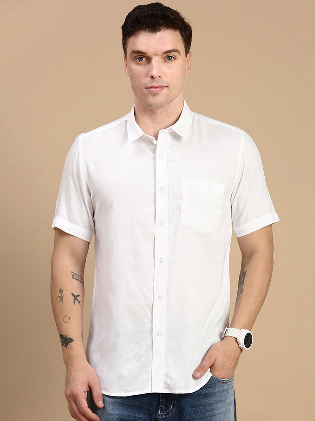 

Classic Polo Men India Slim Fit Spread Collar Solid Cotton Casual Shirt, White