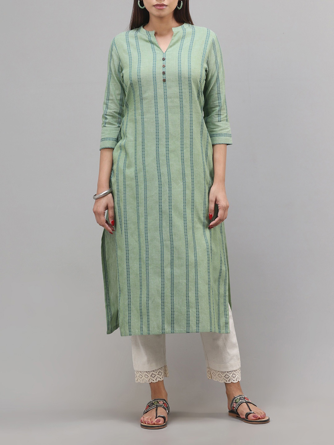 

Vismay Striped Mandarin Collr Pure Cotton Straight Kurta, Green