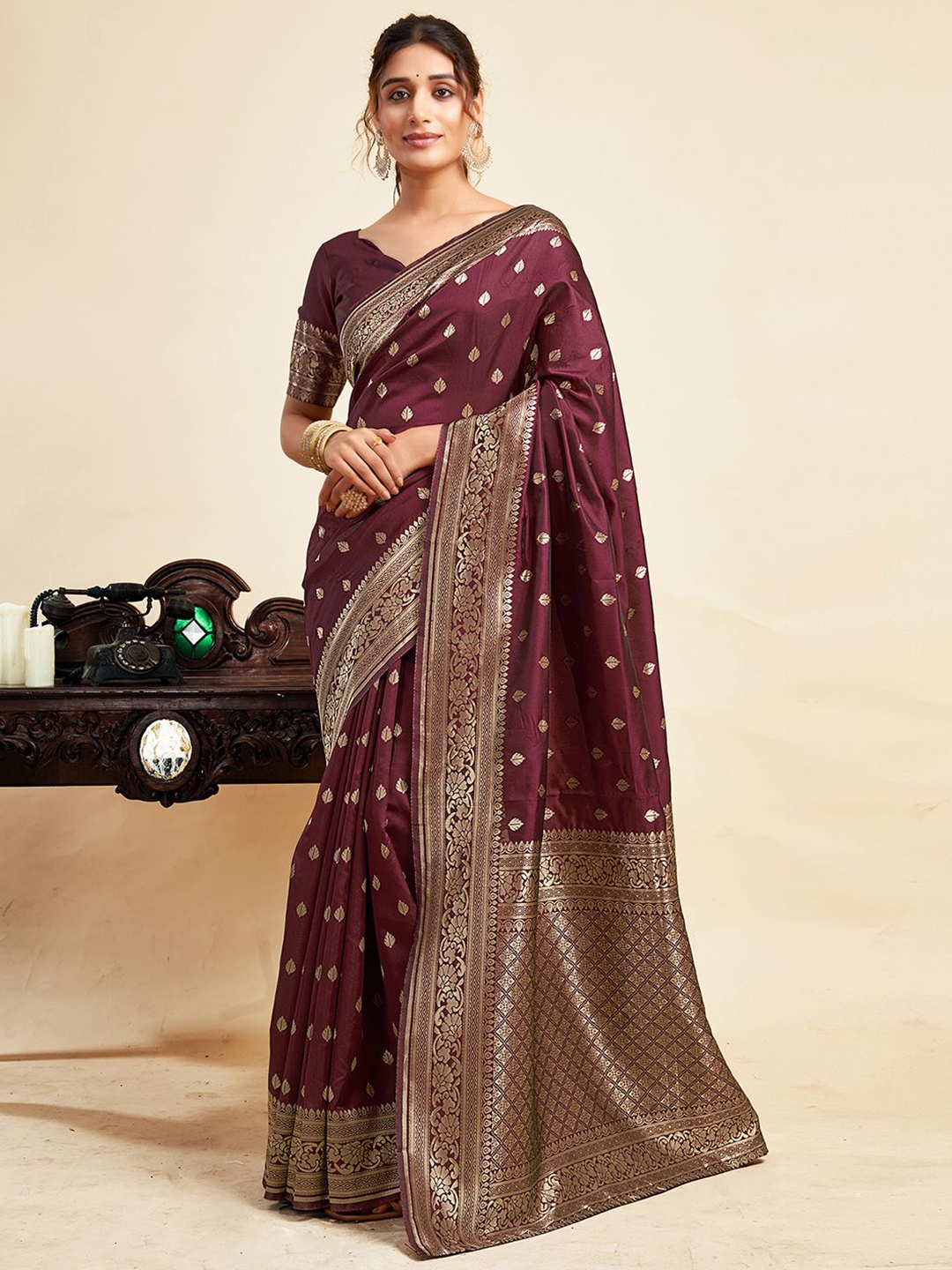 

KALINI Floral Woven Design Zari Banarasi Saree, Maroon