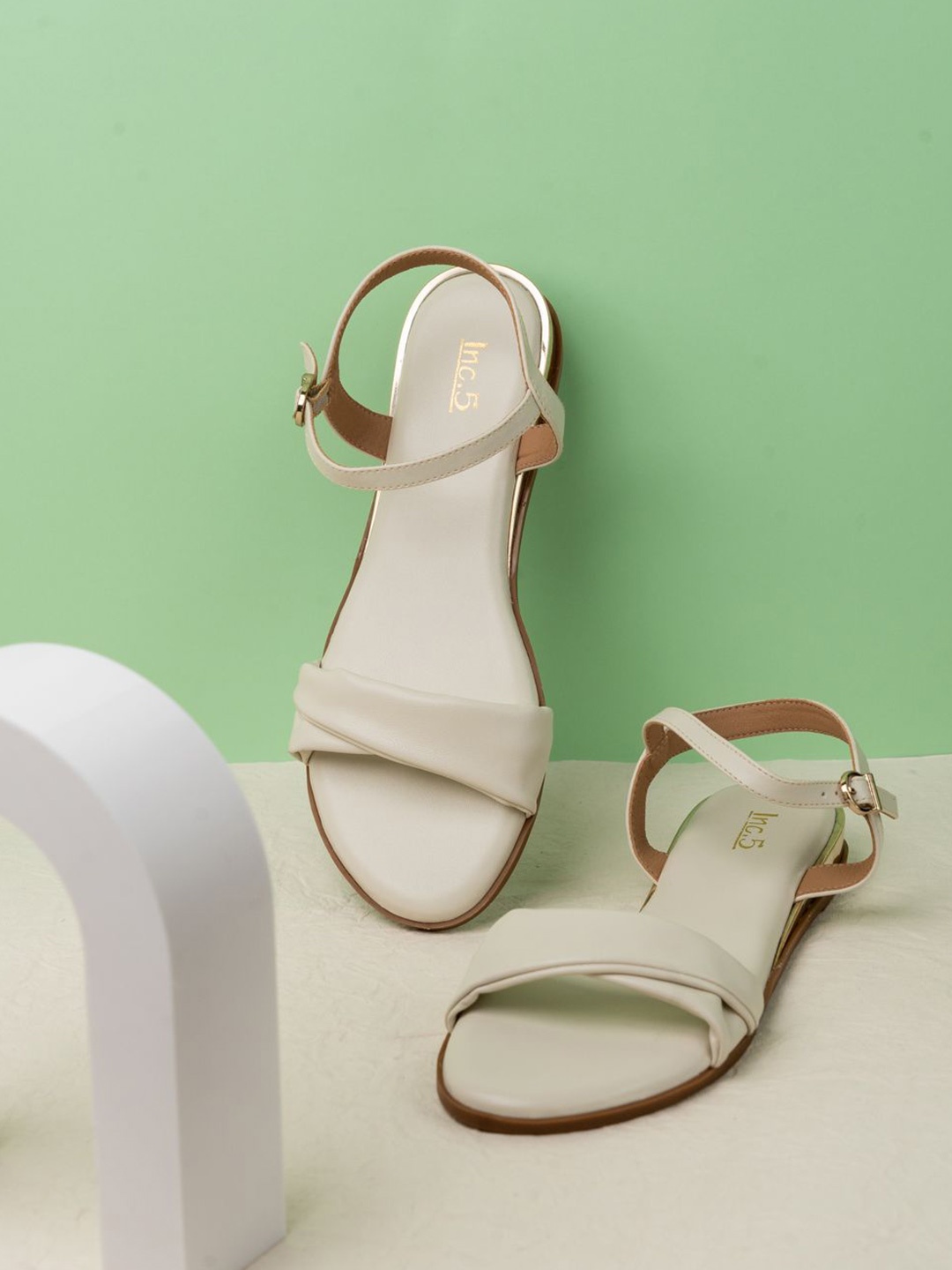 

Inc 5 Women Open Toe Flats, Cream