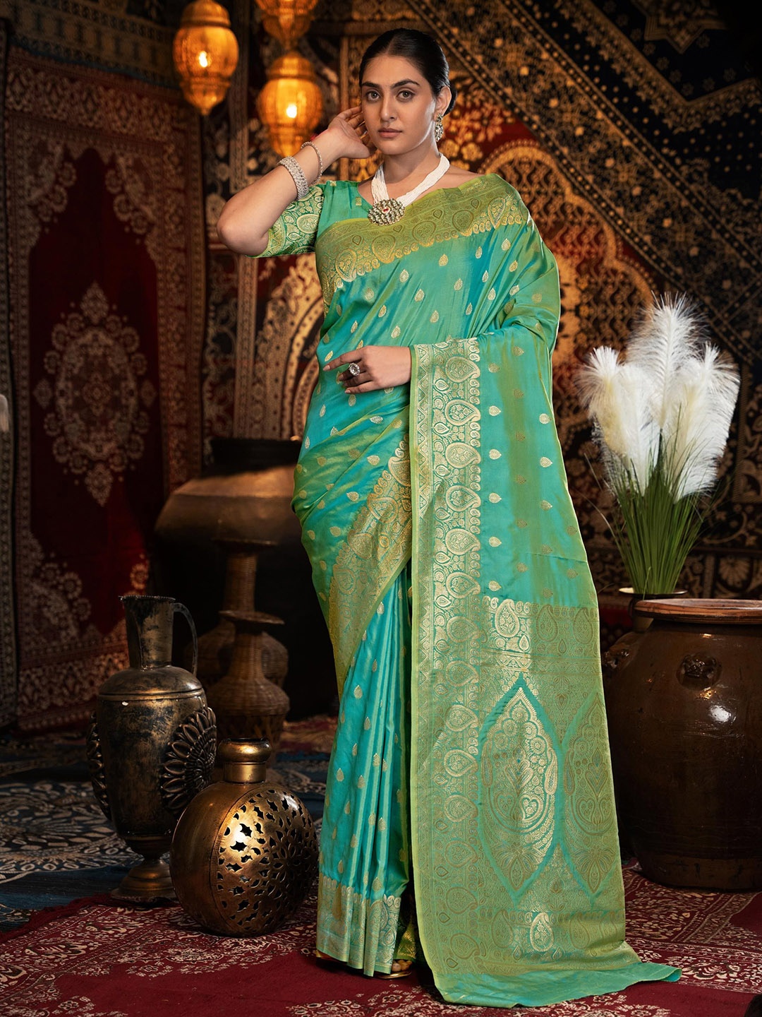 

GAJARAI Leheriya Zari Silk Blend Banarasi Saree, Green