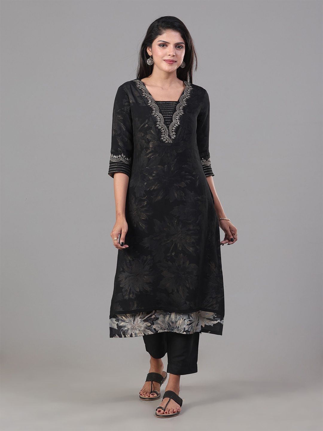 

Vismay Embroidered V-Neck Kurtas, Black