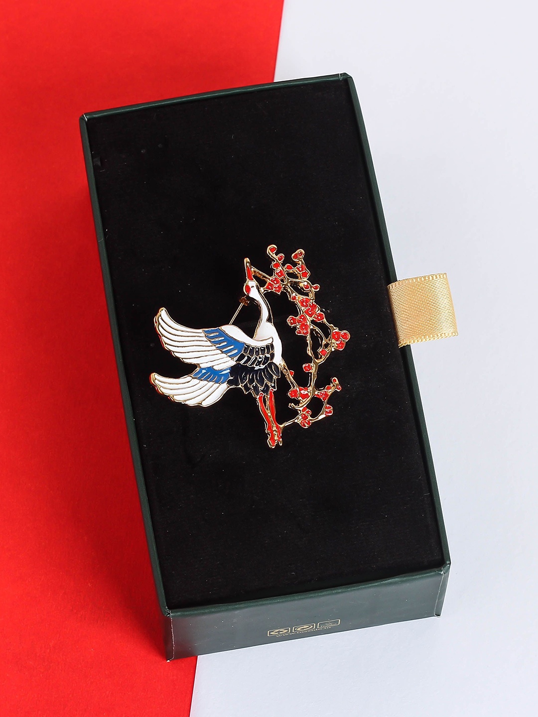 

Tossido Men Flamingo Brooch, Gold
