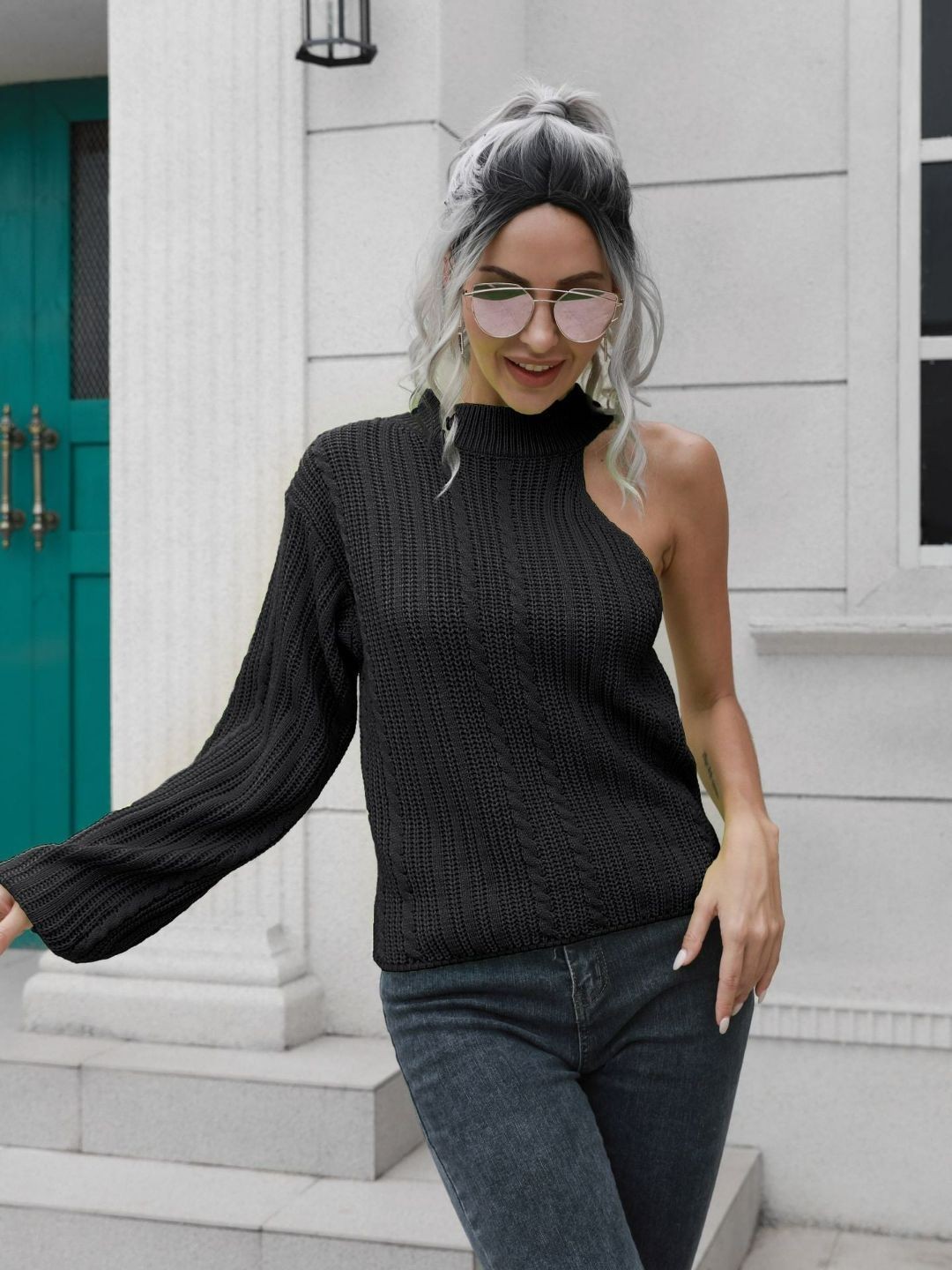 

Oh Rare Women Pullover Sweater, Black