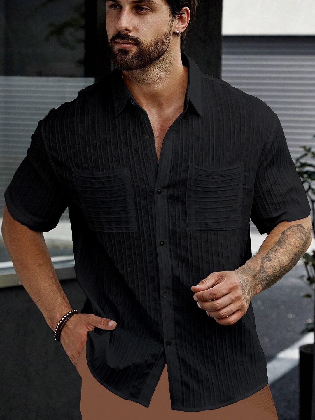 

MARMIC FAB Men Comfort Spread Collar Textured Casual Shirt, Black