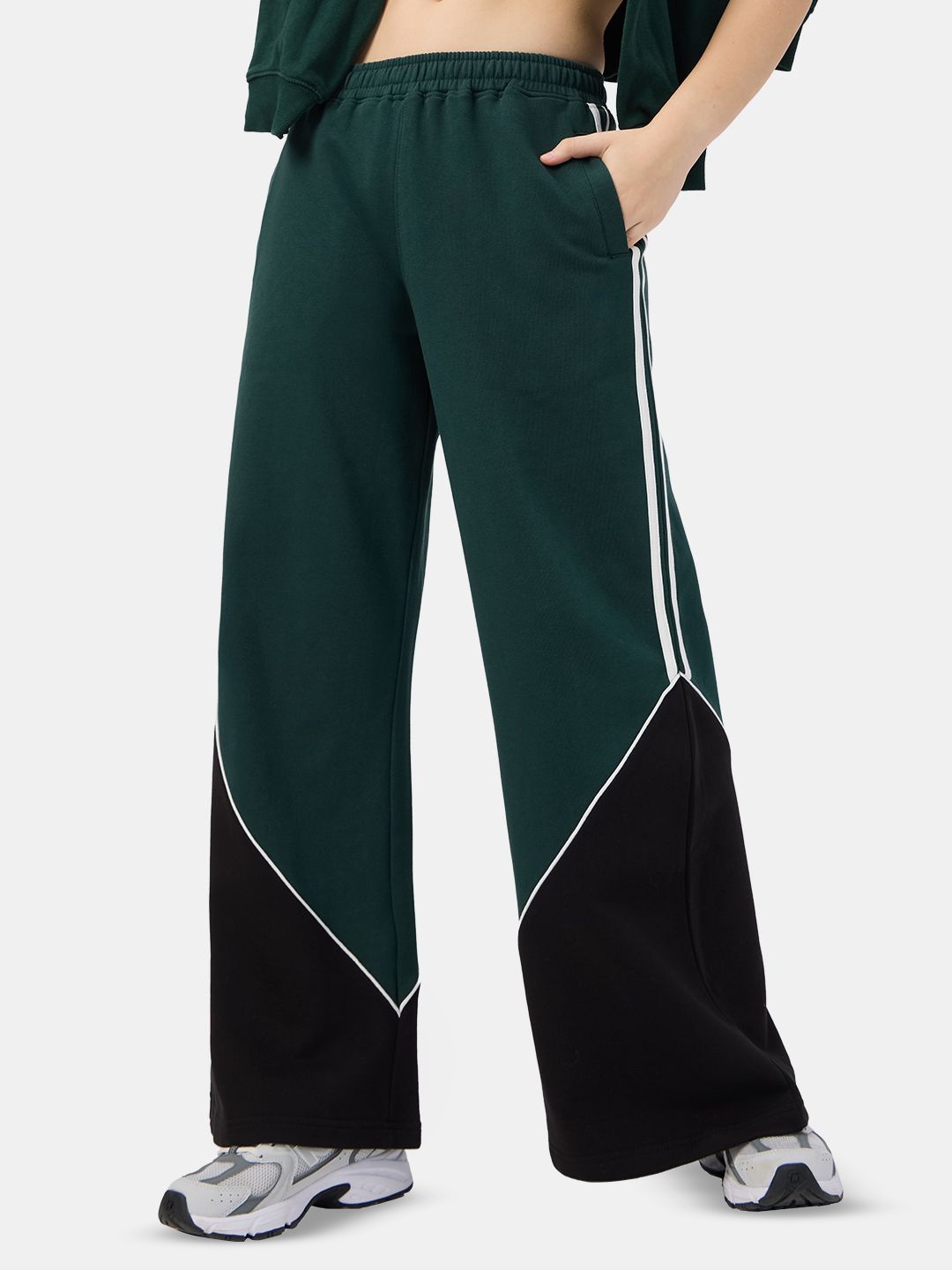 

The Souled Store Women Flared Pure Cotton Track Pants, Green