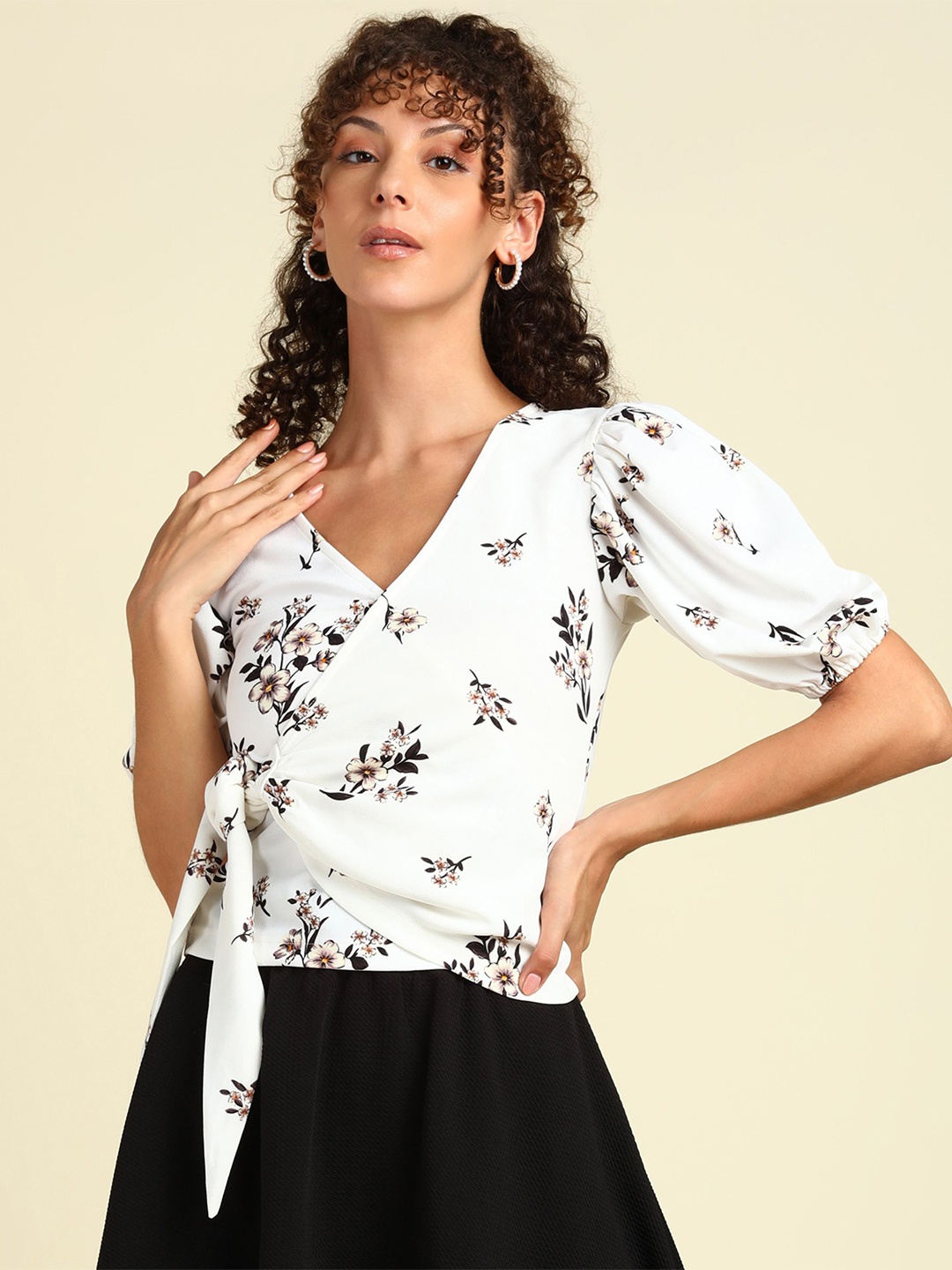 

SAFFE Women Floral Printed Puff Sleeve Wrap Crop Top, White