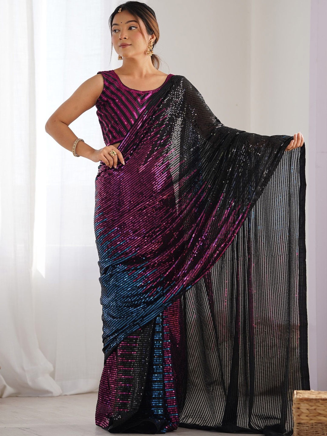 

MySilkLove Checked Sequinned Pure Georgette Saree, Purple