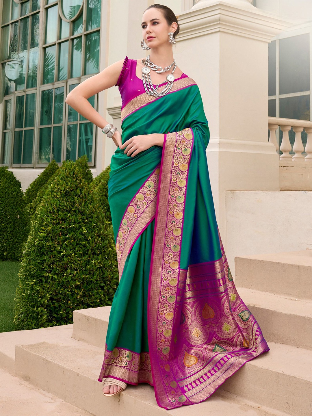 

MySilkLove Woven Design Zari Silk Blend Banarasi Saree, Green