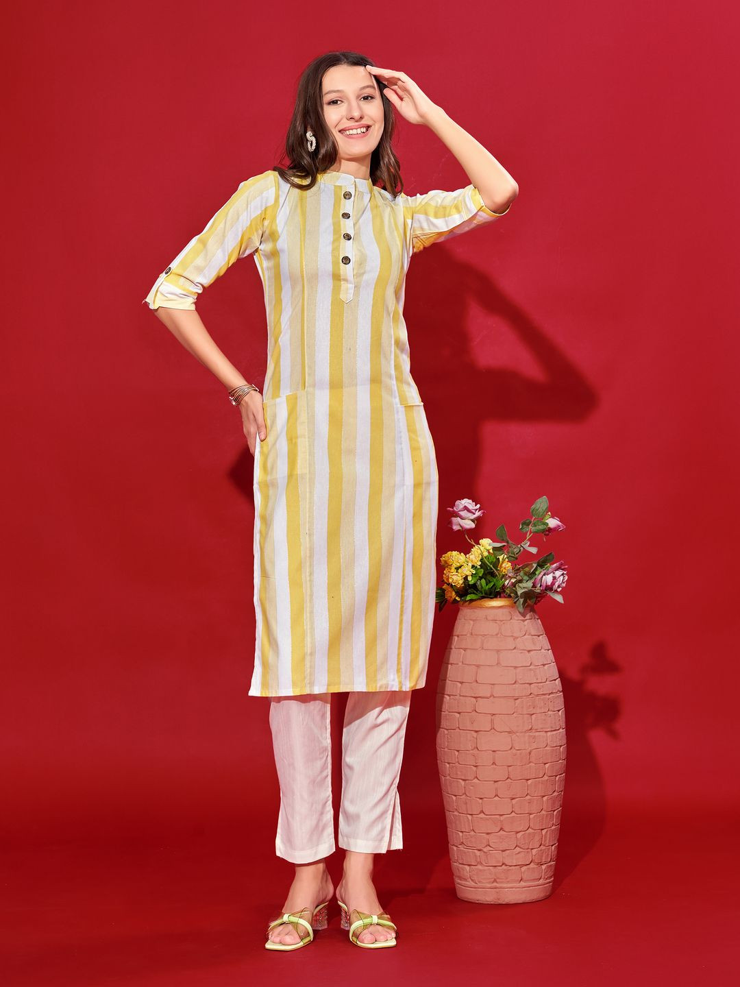 

Krimmple Striped Mandarin Collar Cotton Straight Kurta, Yellow