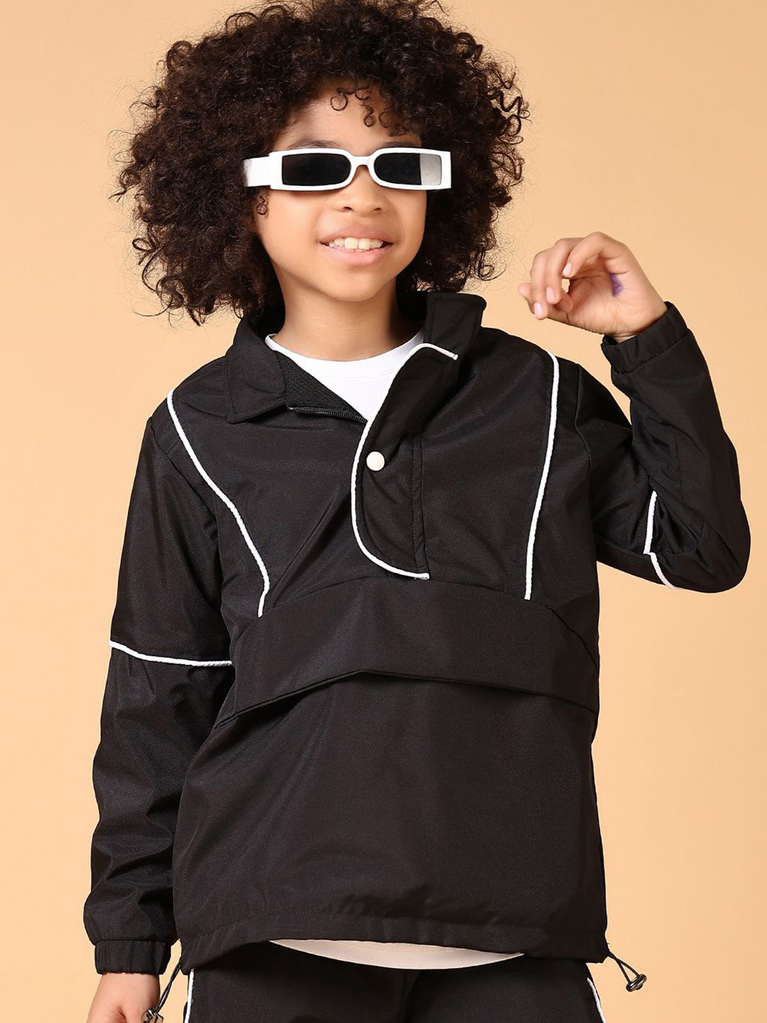 

V-Mart Boys Polo Collar Pure Cotton T-Shirt With Jogger, Black