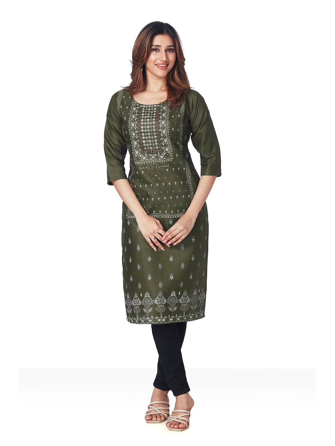 

FREYAA Embroidered Pure Cotton Straight Kurta, Green