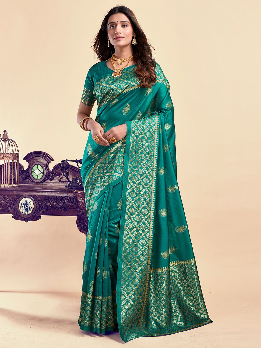 

KALINI Ethnic Motifs Zari Banarasi Saree, Green