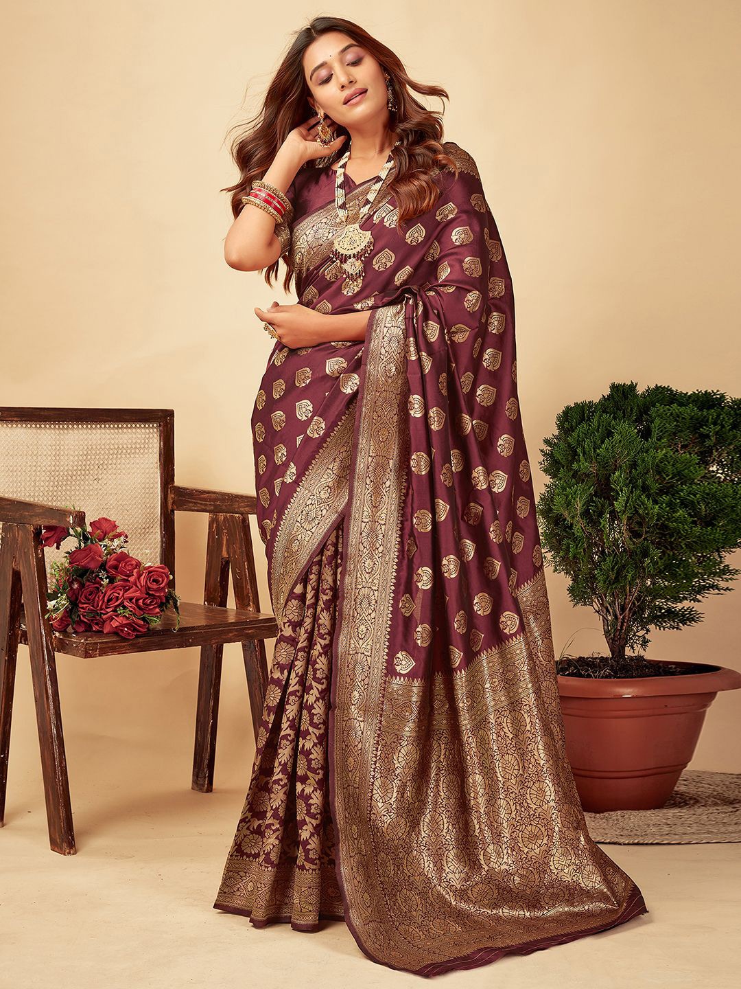 

KALINI Ethnic Motifs Zari Banarasi Saree, Brown