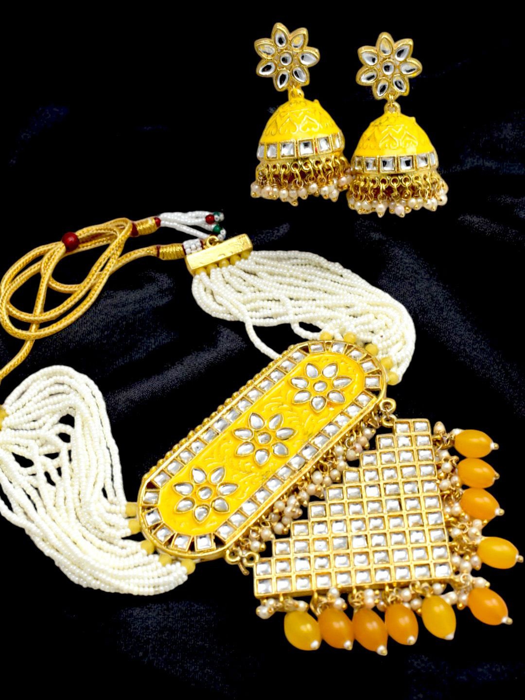 

TISHUL JEWELS Gold-Plated Kundan Stone Studded & Beaded Meenakari Jewellery Set, Yellow