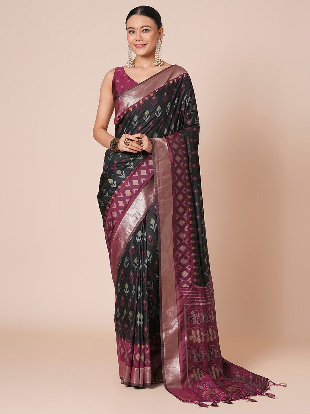 

House of Pataudi Woven Design Pochampally Saree With Blouse Piece, Black