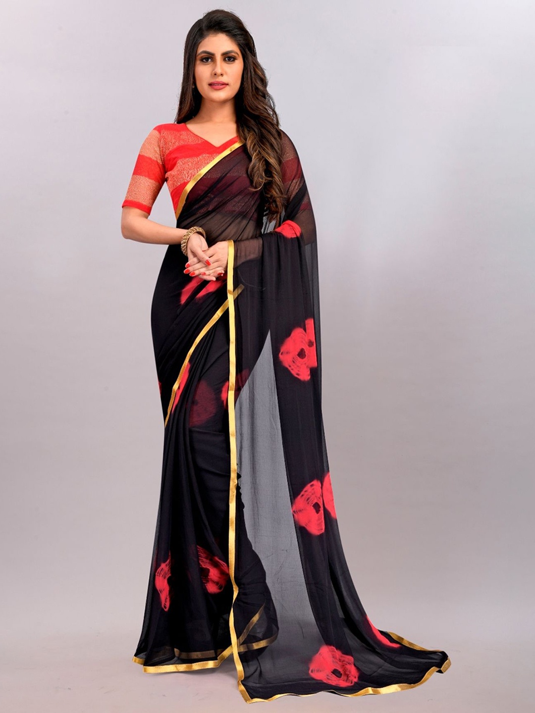 

A TO Z CART Pure Chiffon Saree, Red