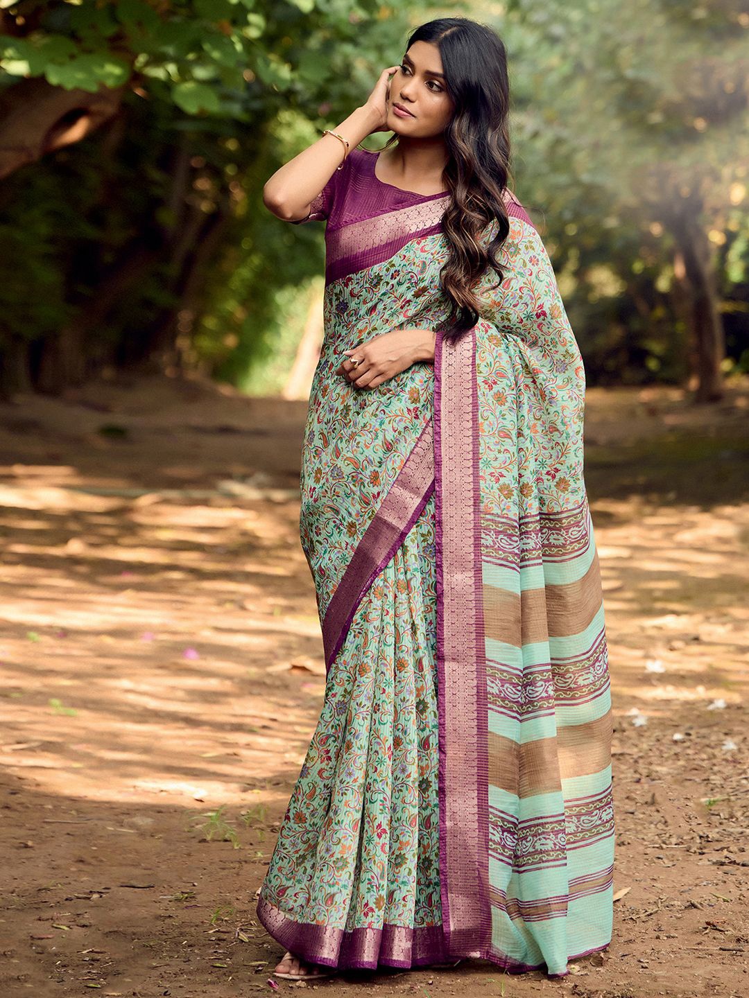 

Satrani Warli Embroidered Saree, Green