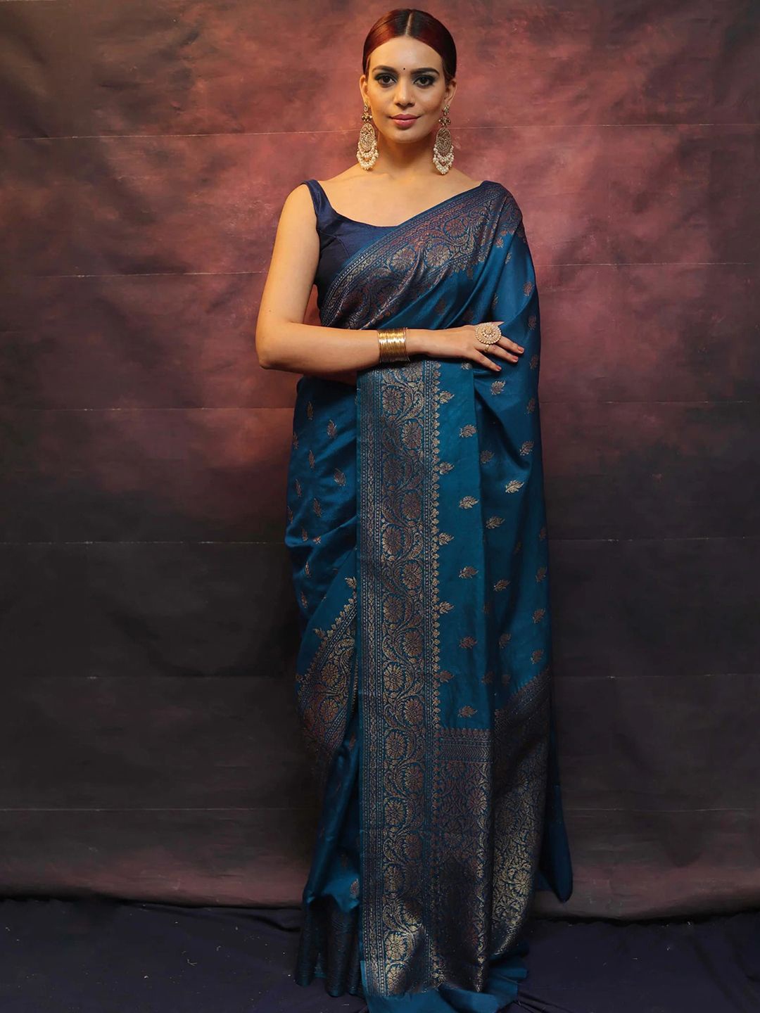 

KALINI Woven Design Zari Banarasi Saree, Teal