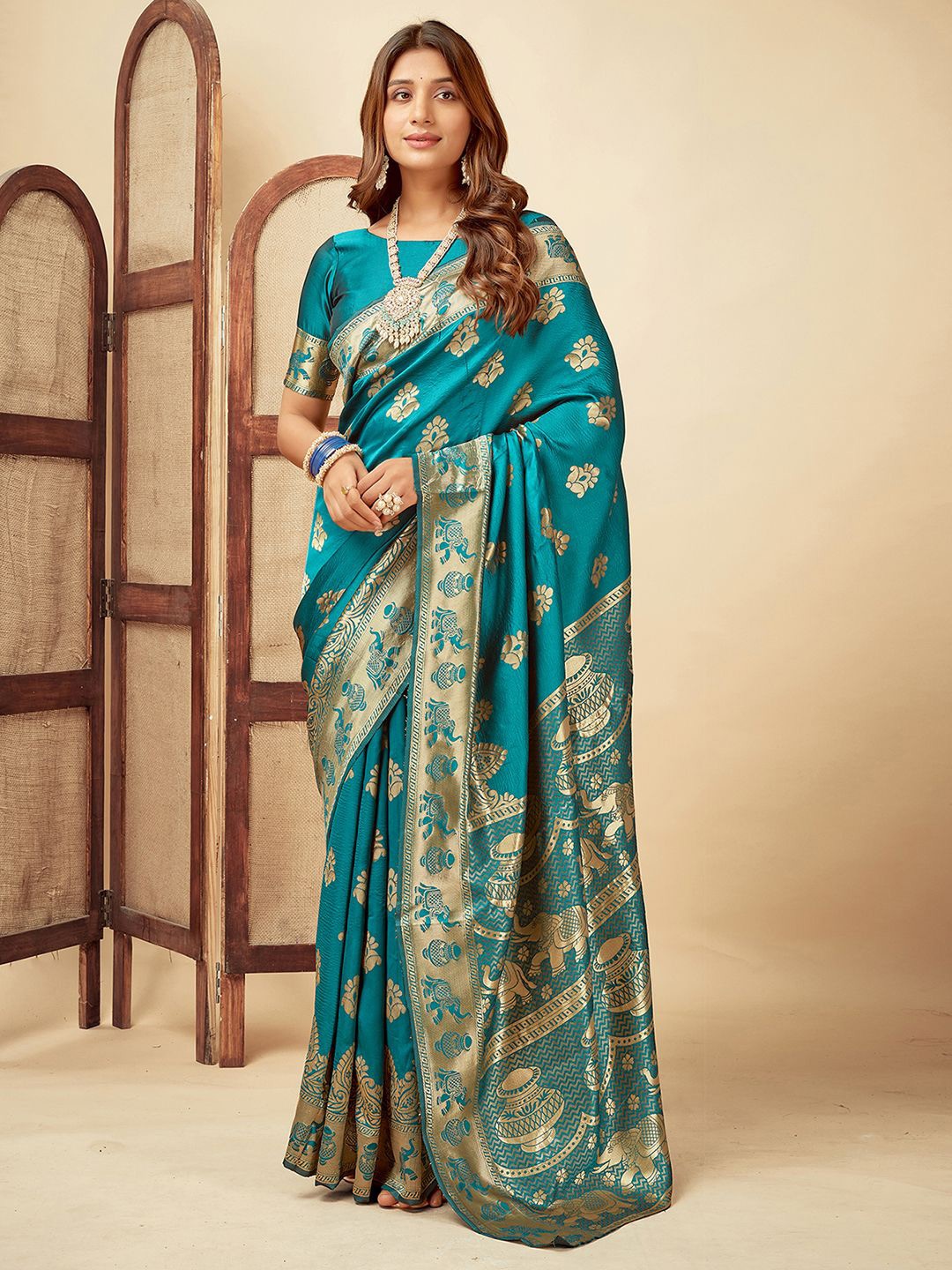 

KALINI Floral Zari Banarasi Saree, Blue