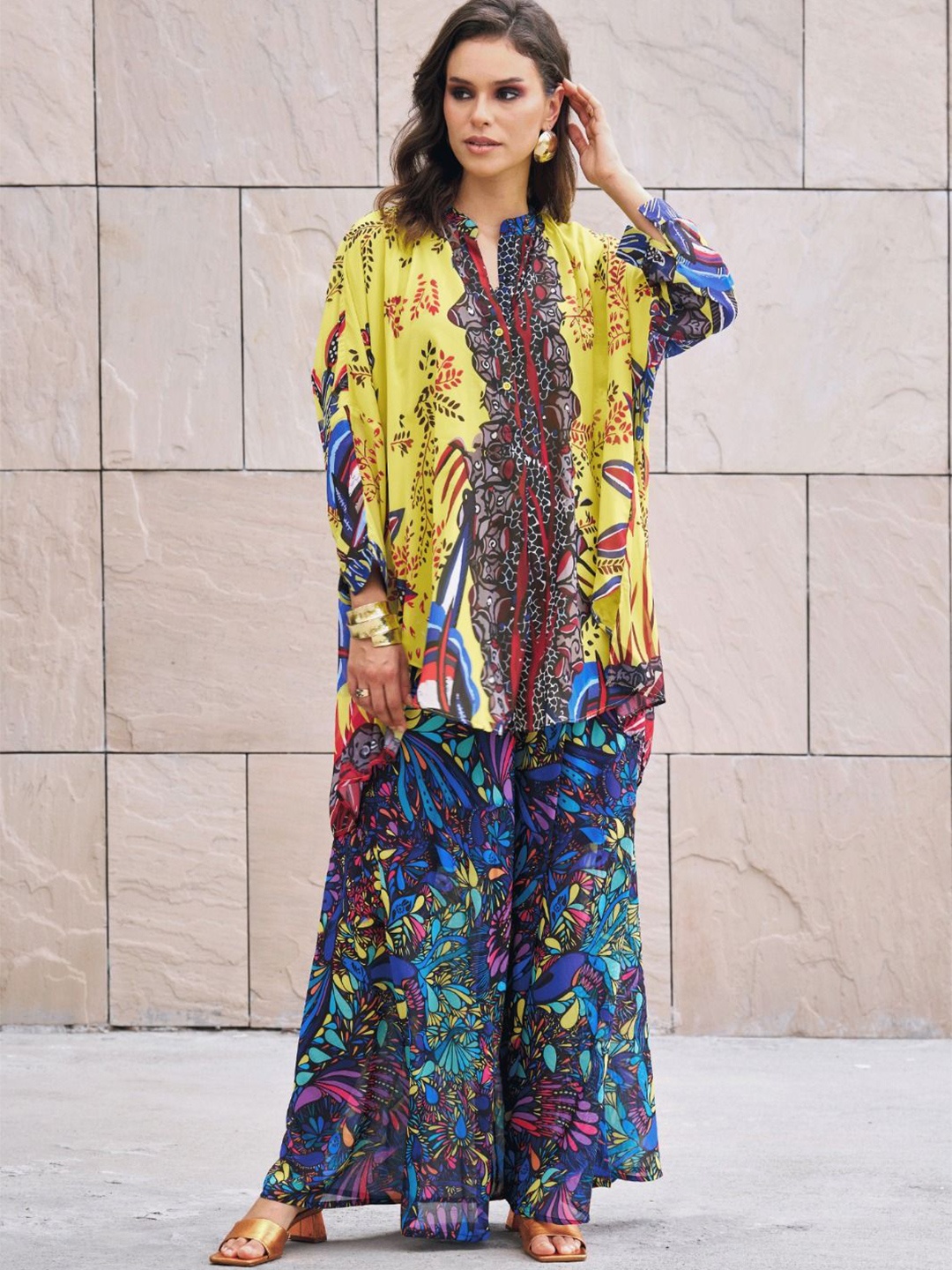 

CIN CIN Floral Printed Mandarin Collar Long Top With Wide Leg Pants, Yellow
