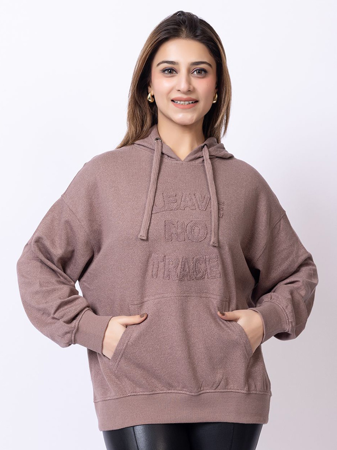 

The Roadster Lifestyle Co. Women Printed Hooded Pullover Sweatshirt, Mauve