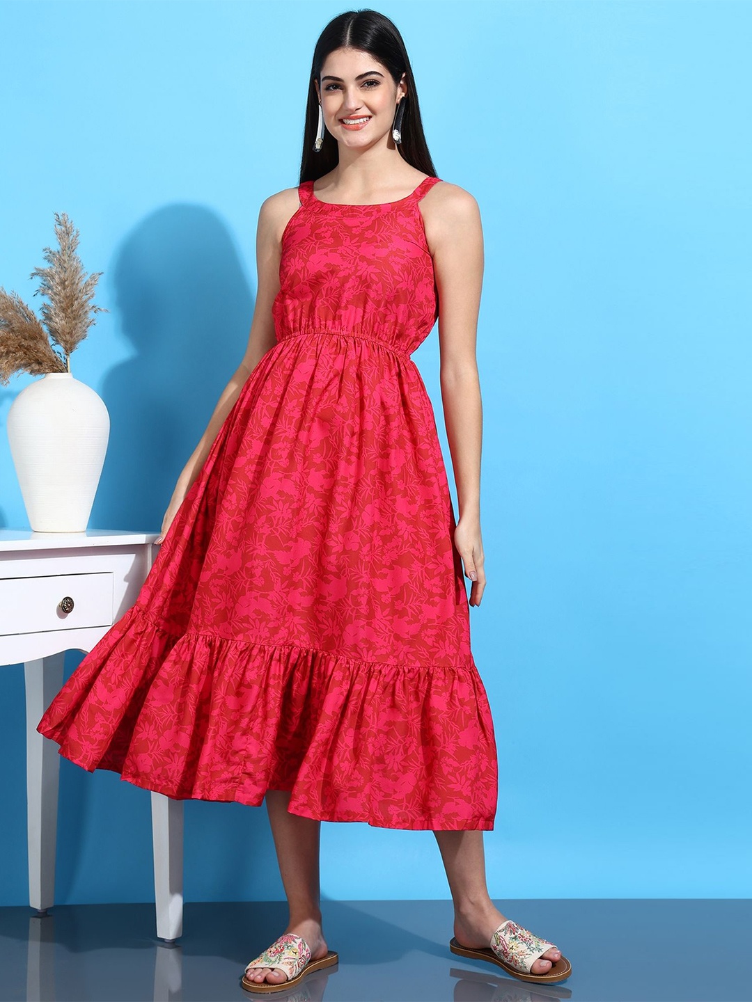 

HIVA TRENDZ Women Floral Printed Crepe Fit & Flare Midi Dress, Pink