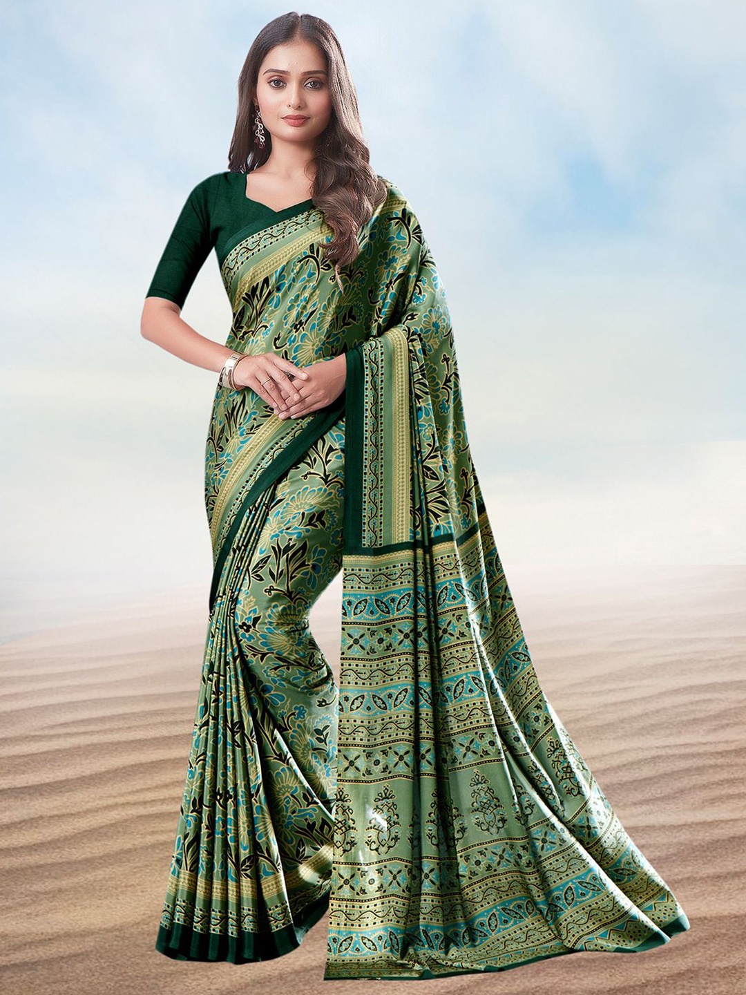 

Kasak Floral Pure Crepe Saree, Green