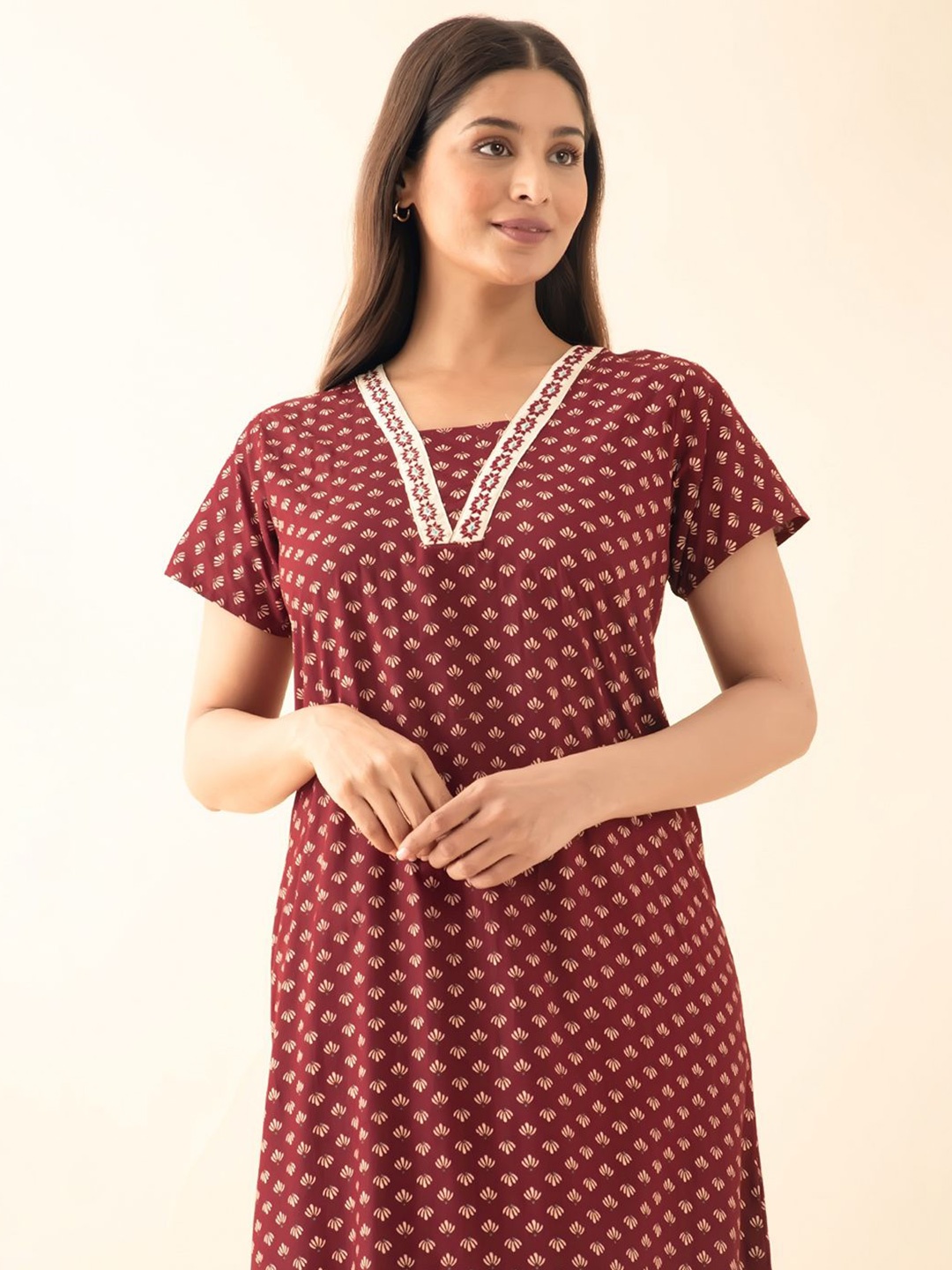 

Maybell Printed Maxi Nightdress, Maroon