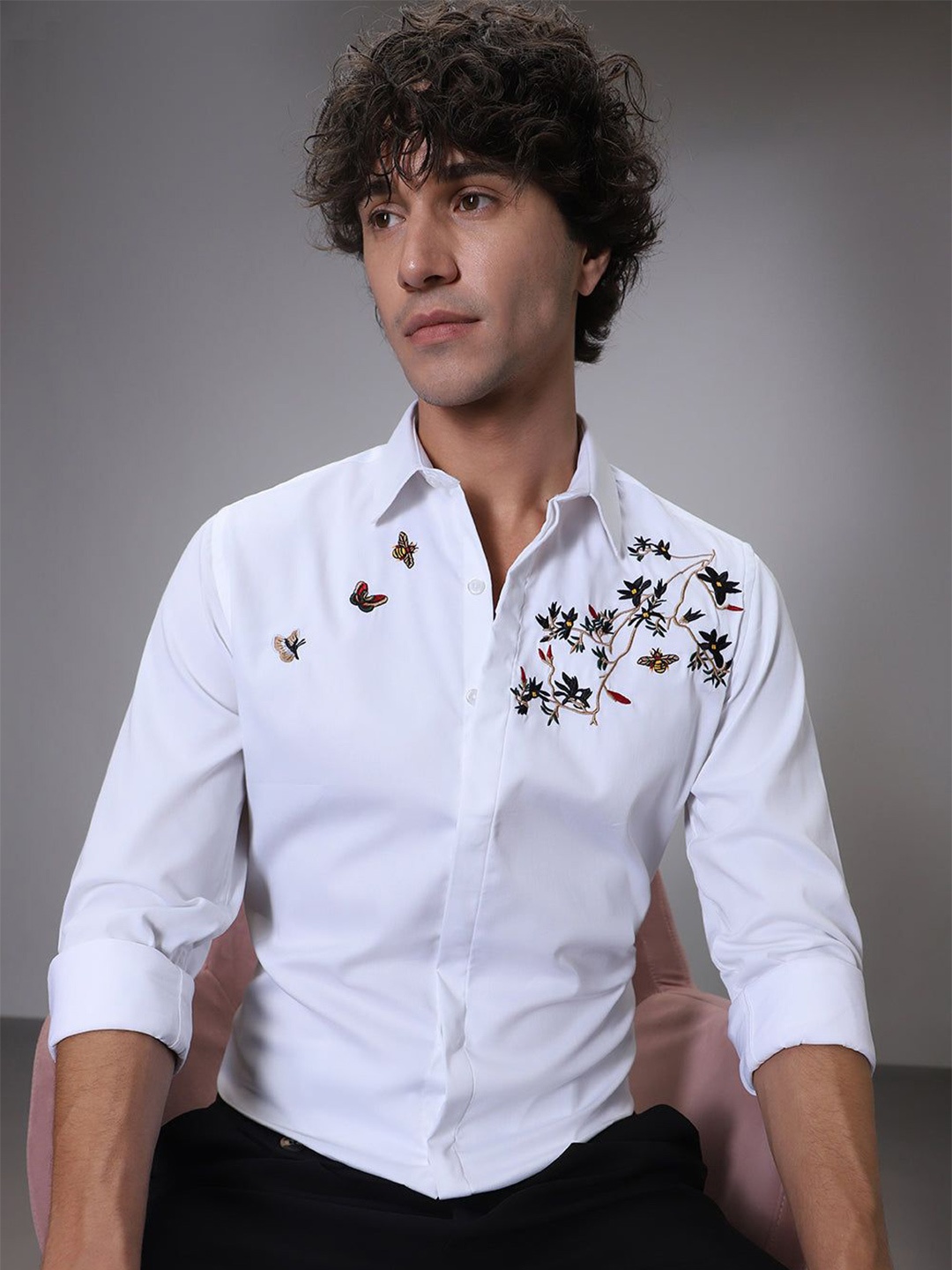 

Banana Club Men Classic Slim Fit Opaque Semiformal Shirt, Blue
