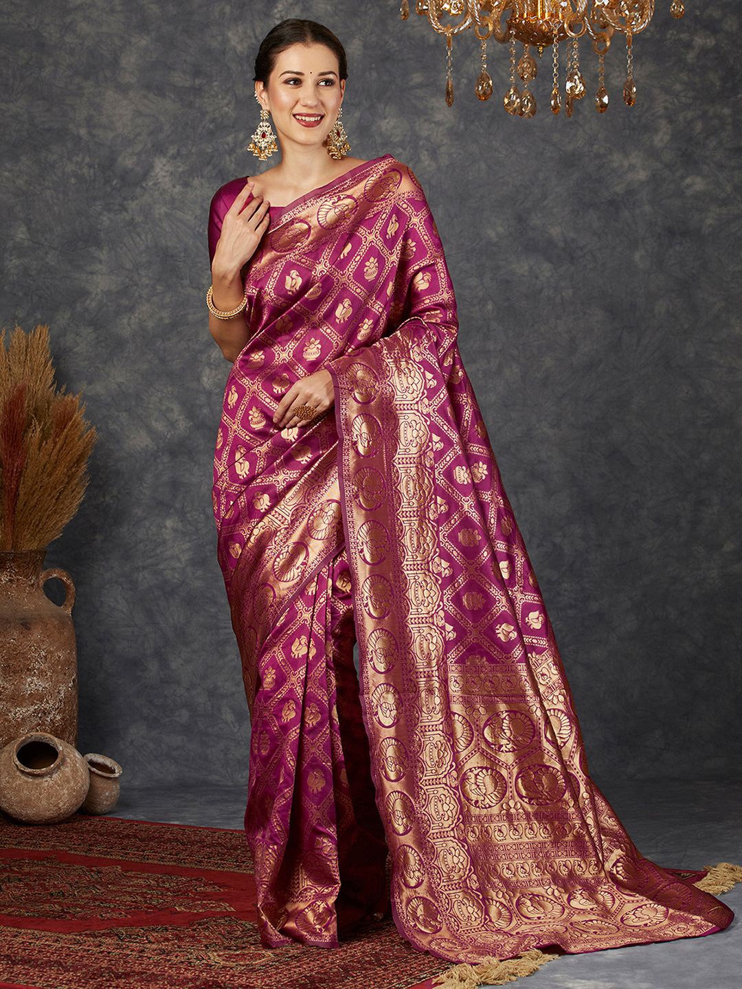 

KALINI Woven Design Zari Banarasi Saree, Pink