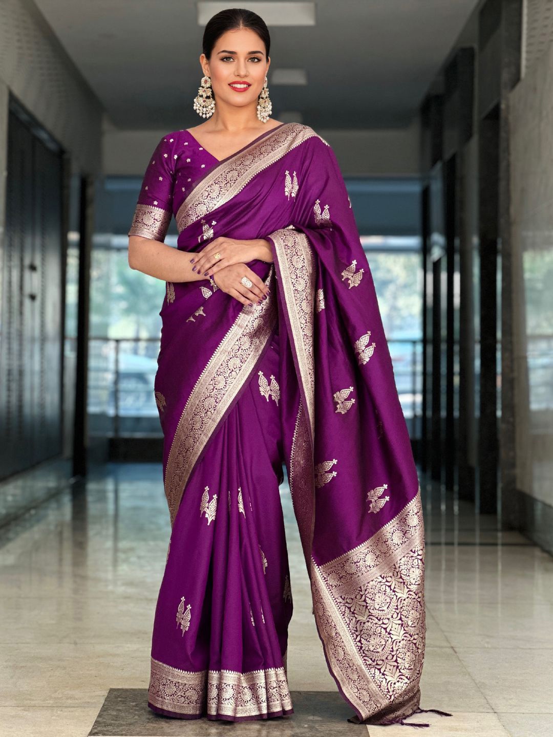 

Mitera Ethnic Motifs Zari Banarasi Saree, Purple