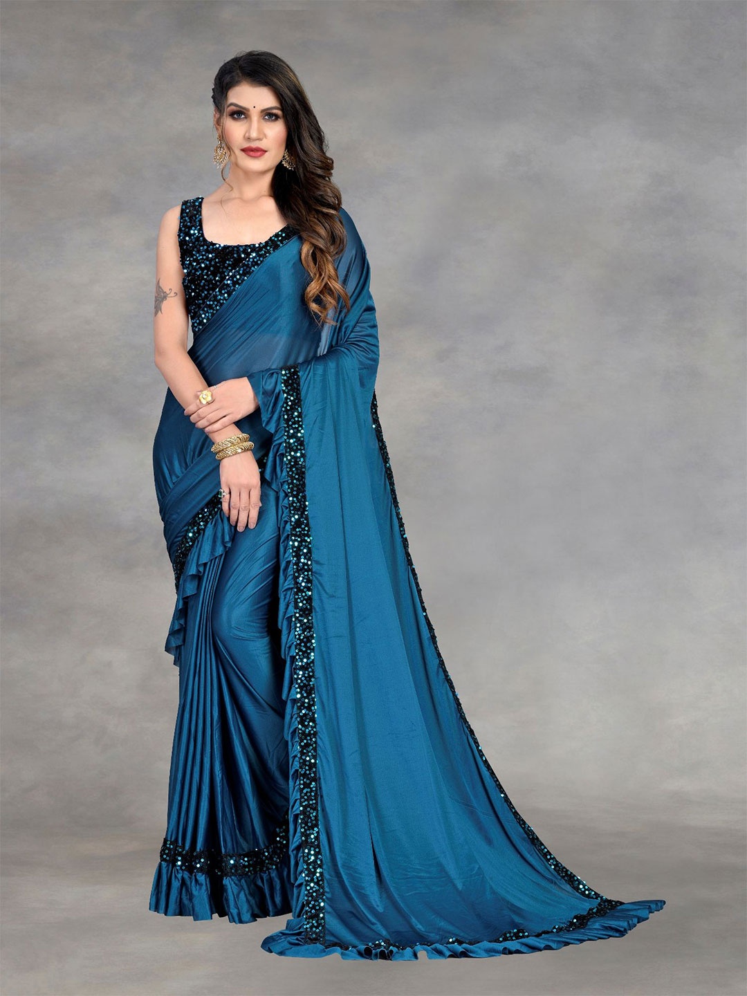 

A TO Z CART Solid Pattern Saree, Turquoise blue