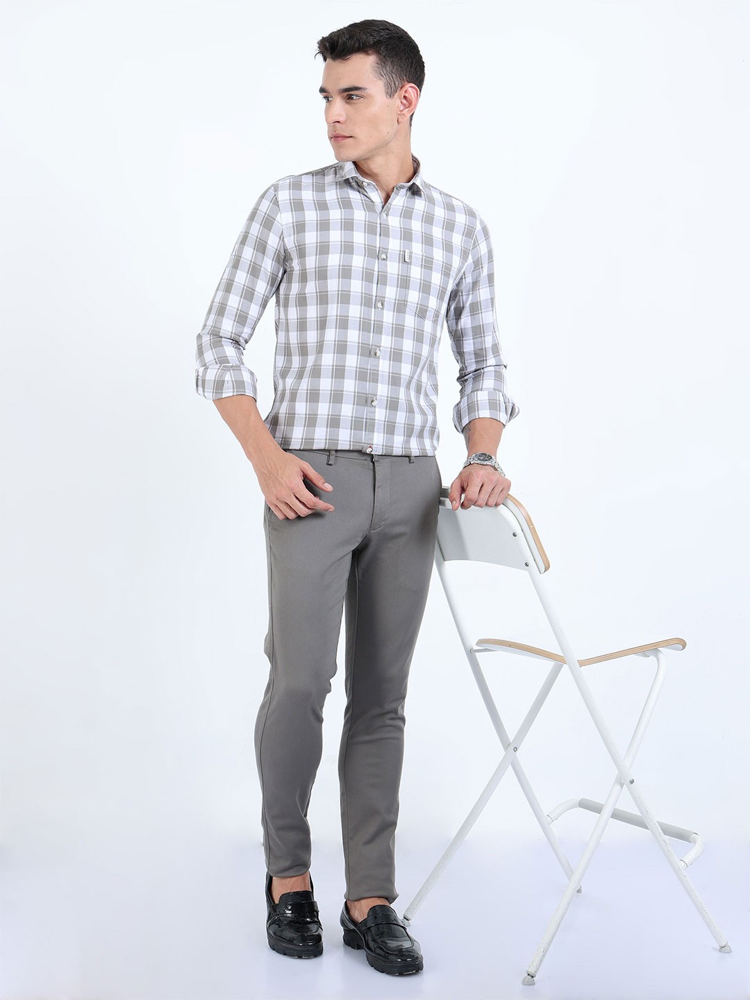 

HOUSE OF MAHNOTS Men Classic Slim Fit Spread Collar Checked Cotton Casual Shirt, Grey