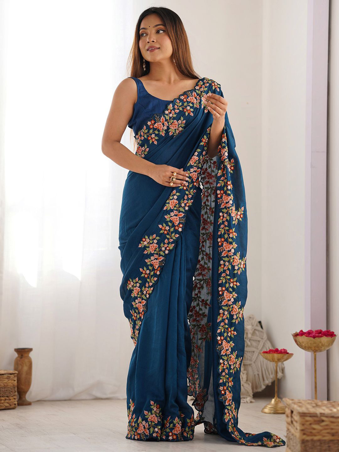 

Anouk Floral Embroidered Saree, Teal