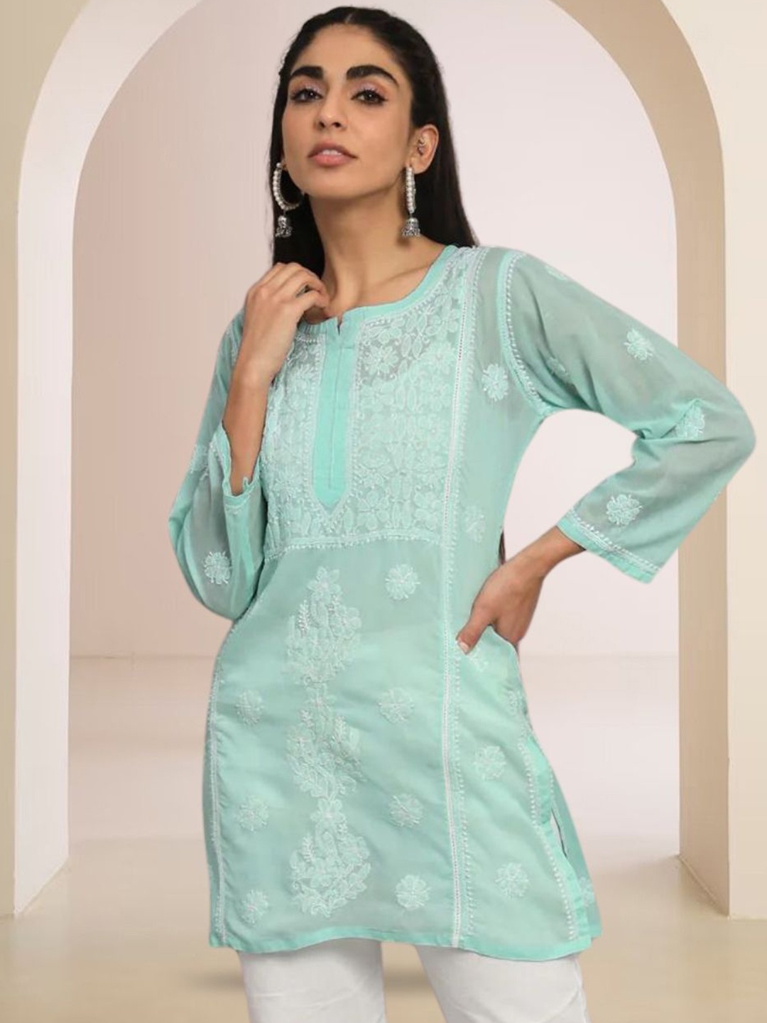 

PARAMOUNT CHIKAN Women Ethnic Motifs Embroidered Chikankari Kurti, Sea green