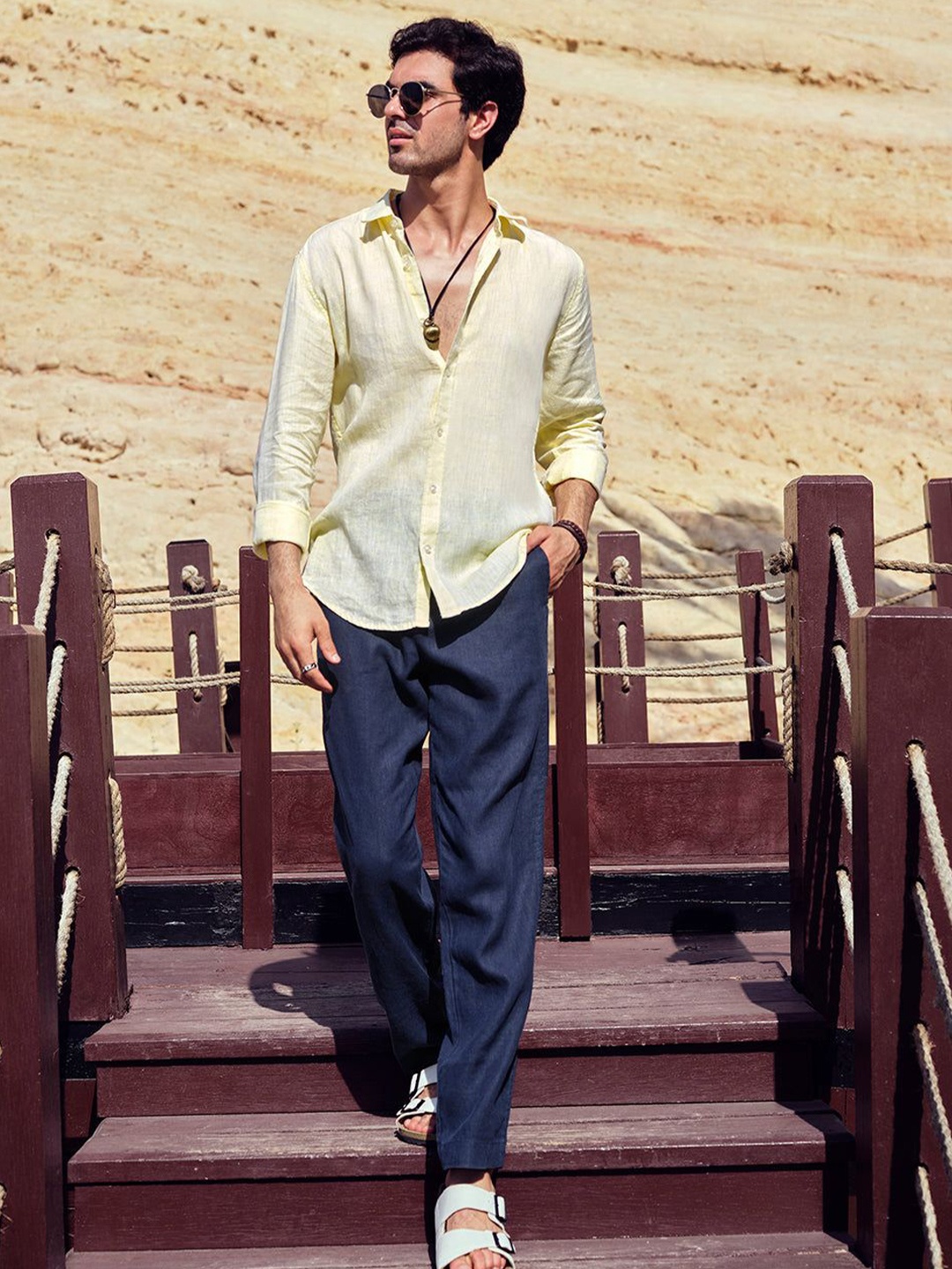 

Banana Club Men Relaxed Slim Fit Opaque Semiformal Shirt, Yellow