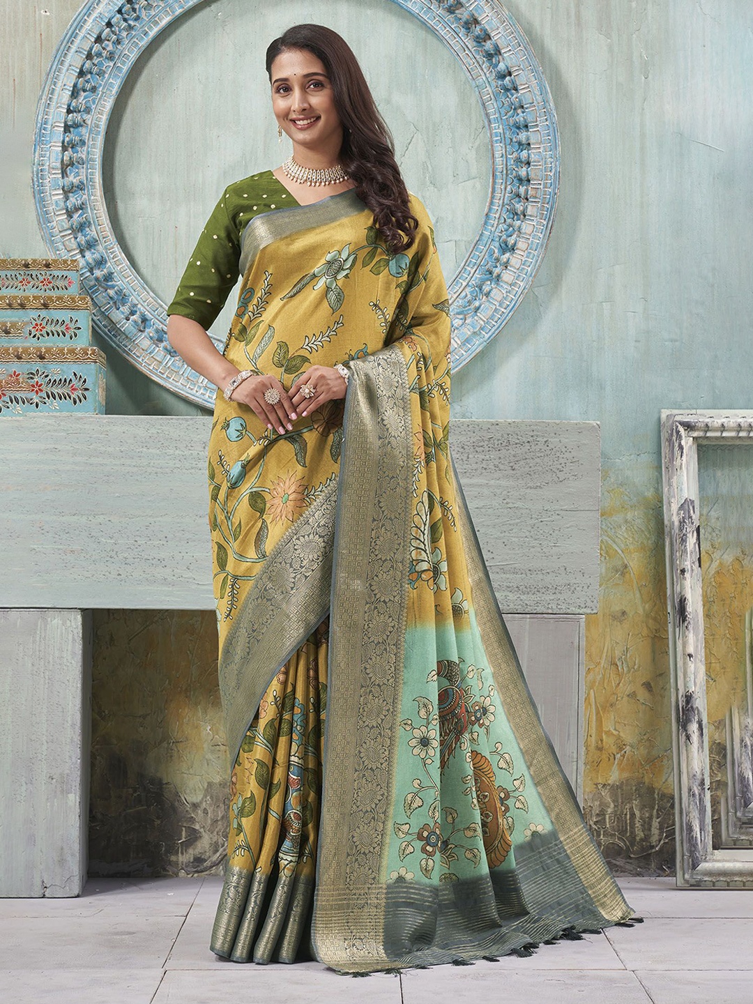 

Ekana Floral Zari Saree, Yellow