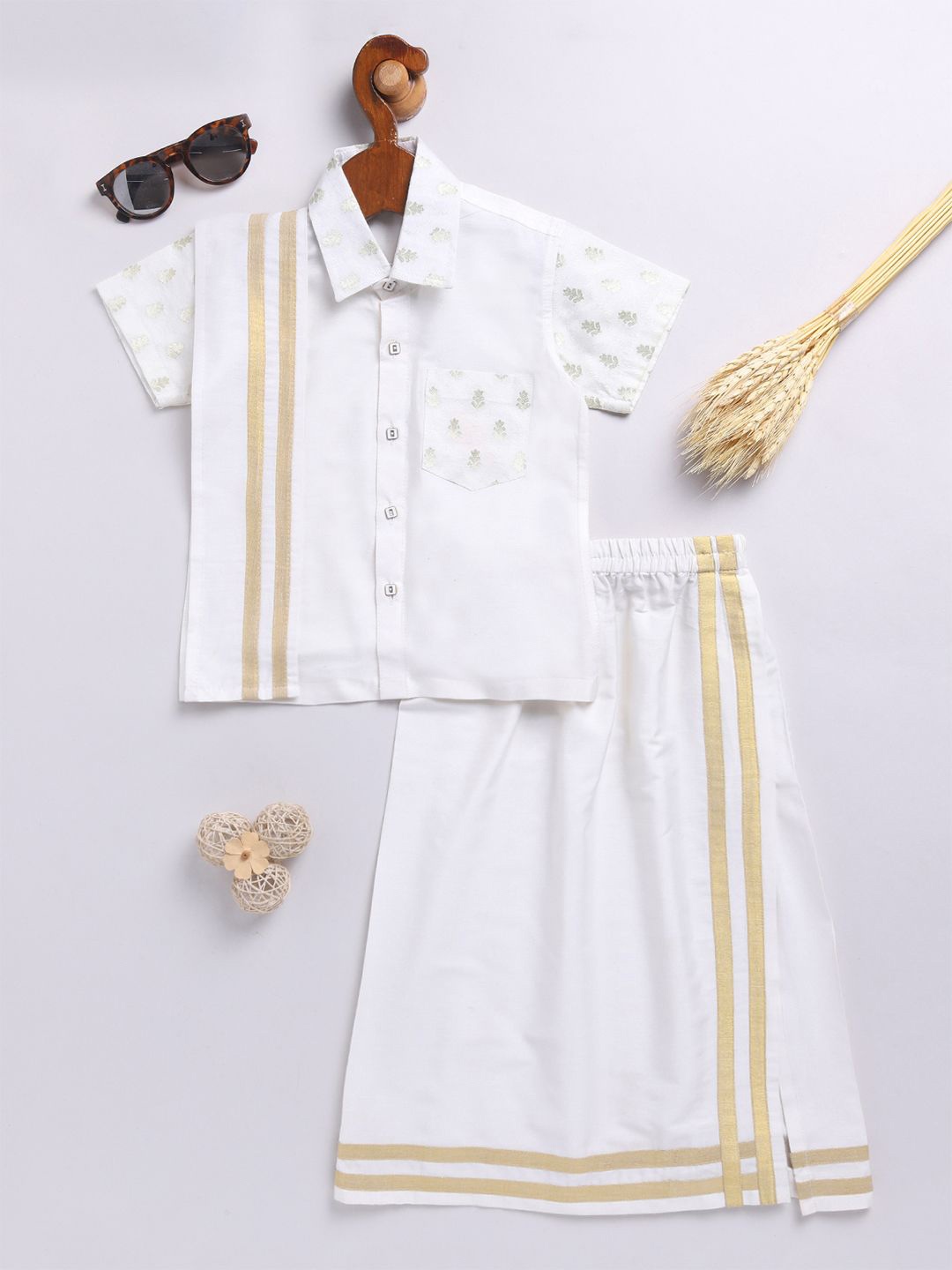 

VASTRAMAY Boys Printed Short Sleeves Shirt With Veshti, White