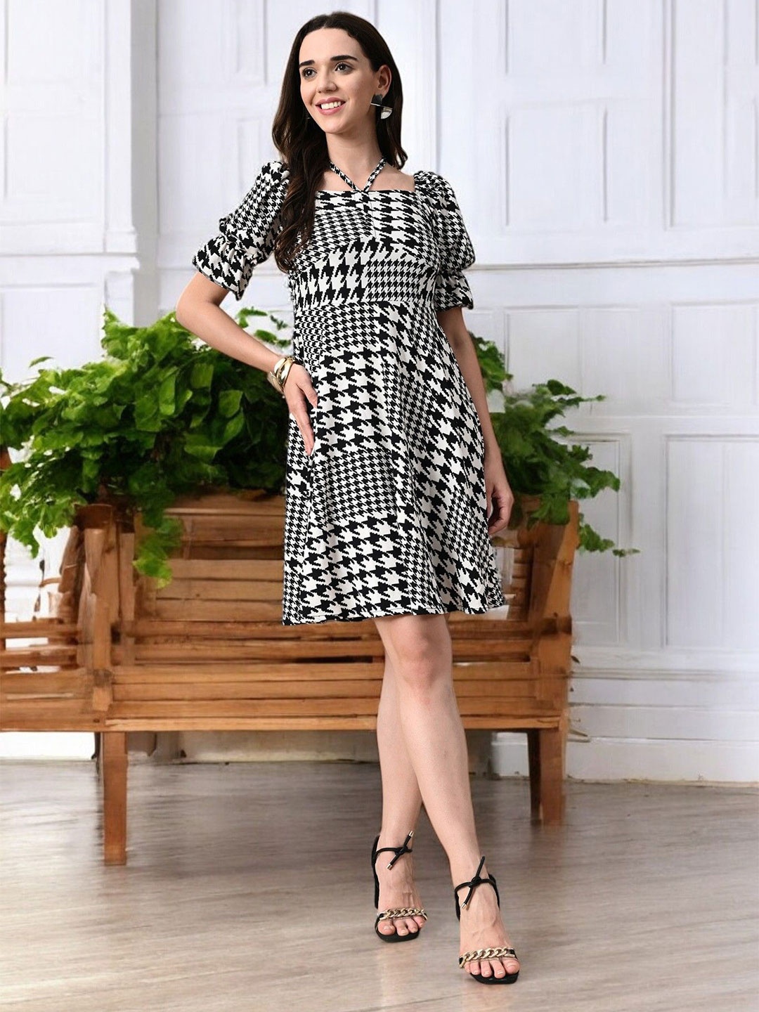 

BAESD Women Checked Printed Fit & Flare Dress, Black