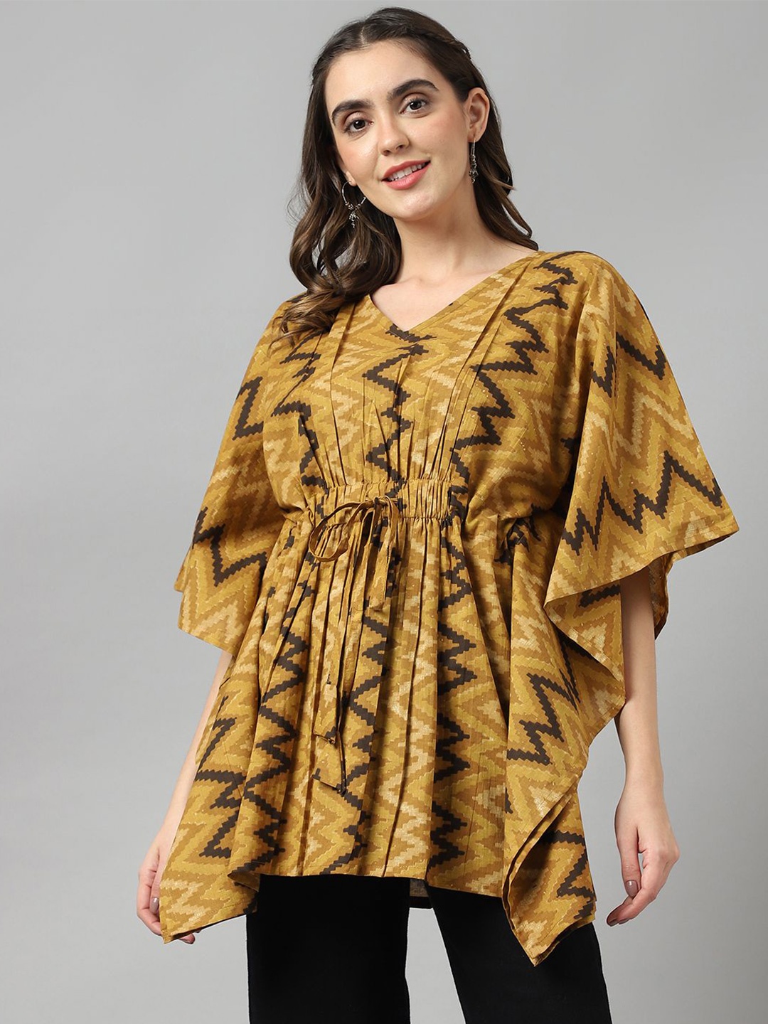 

DECKEDUP Geometric Print Flared Sleeve Cotton Top, Mustard