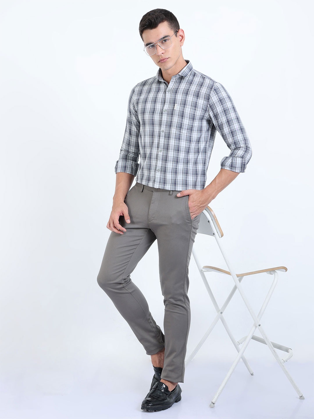 

HOUSE OF MAHNOTS Men Classic Slim Fit Spread Collar Tartan Checked Cotton Casual Shirt, Grey