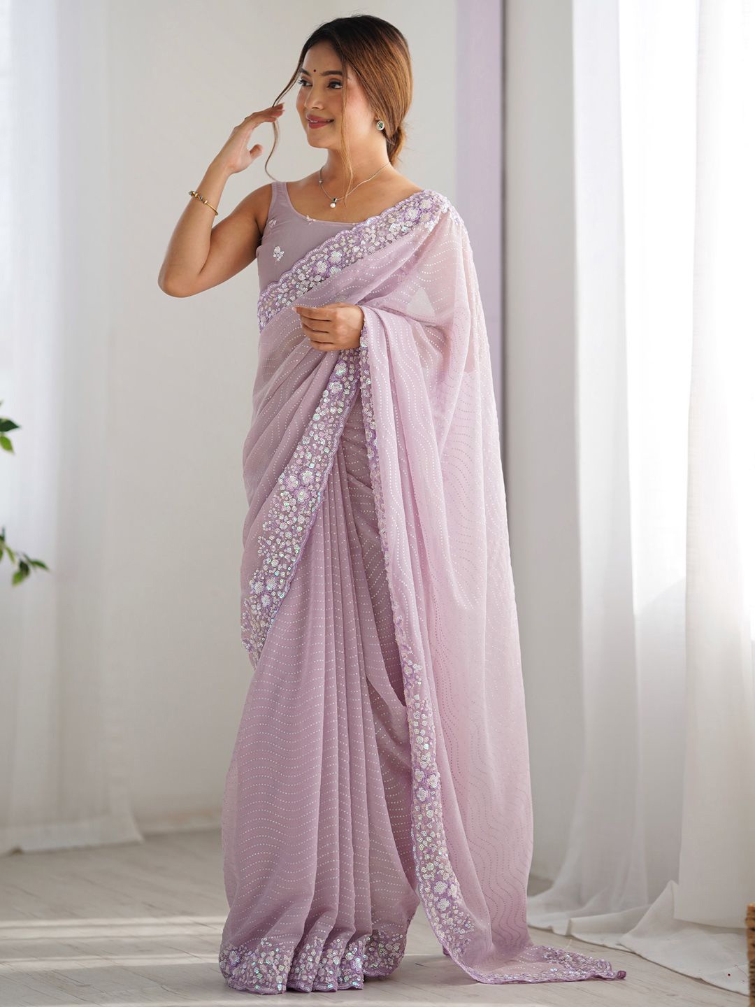 

Anouk Embellished Sequinned Saree, Lavender