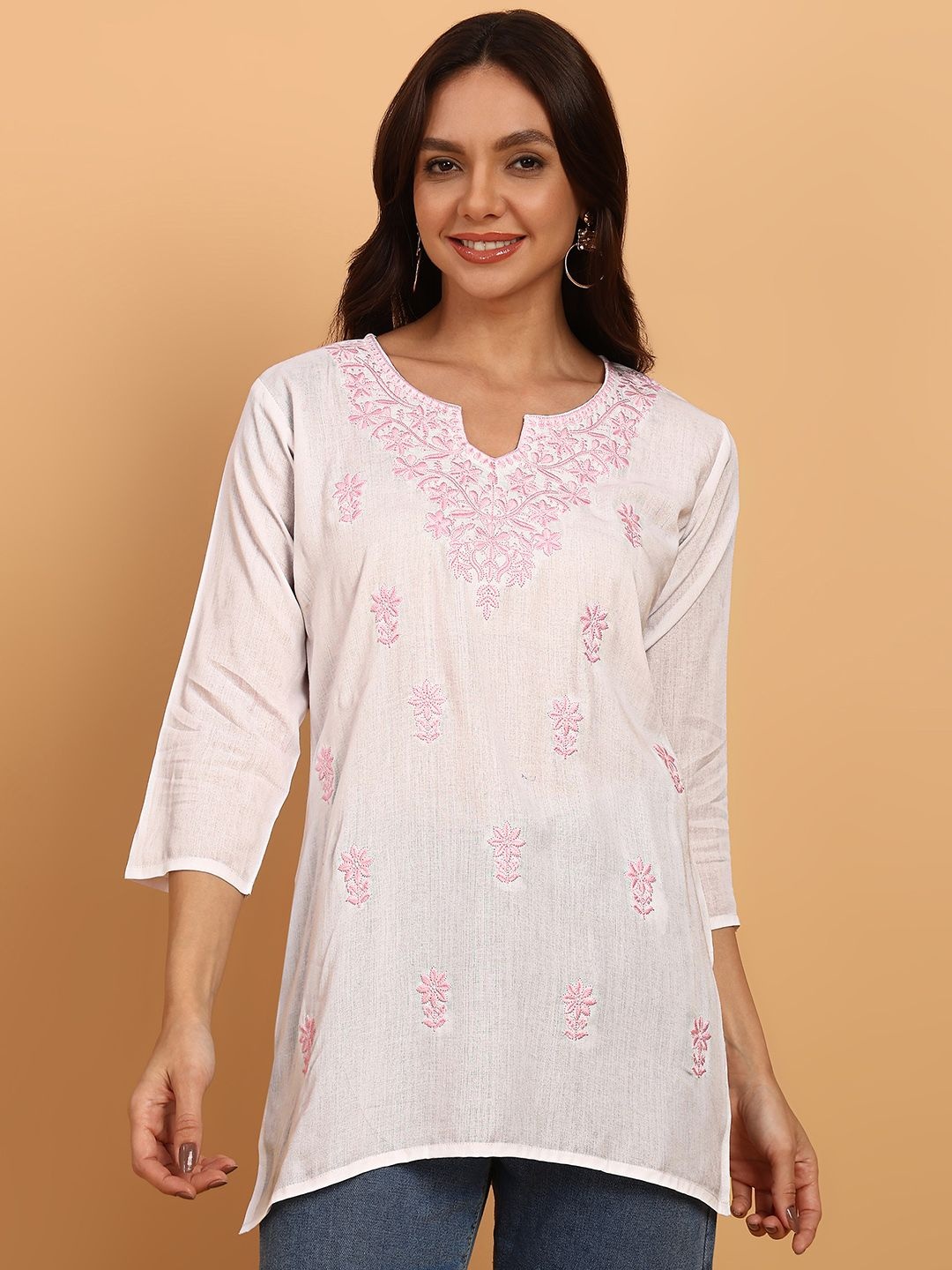 

TOP N THREAD Women Floral Embroidered Chikankari Kurti, White