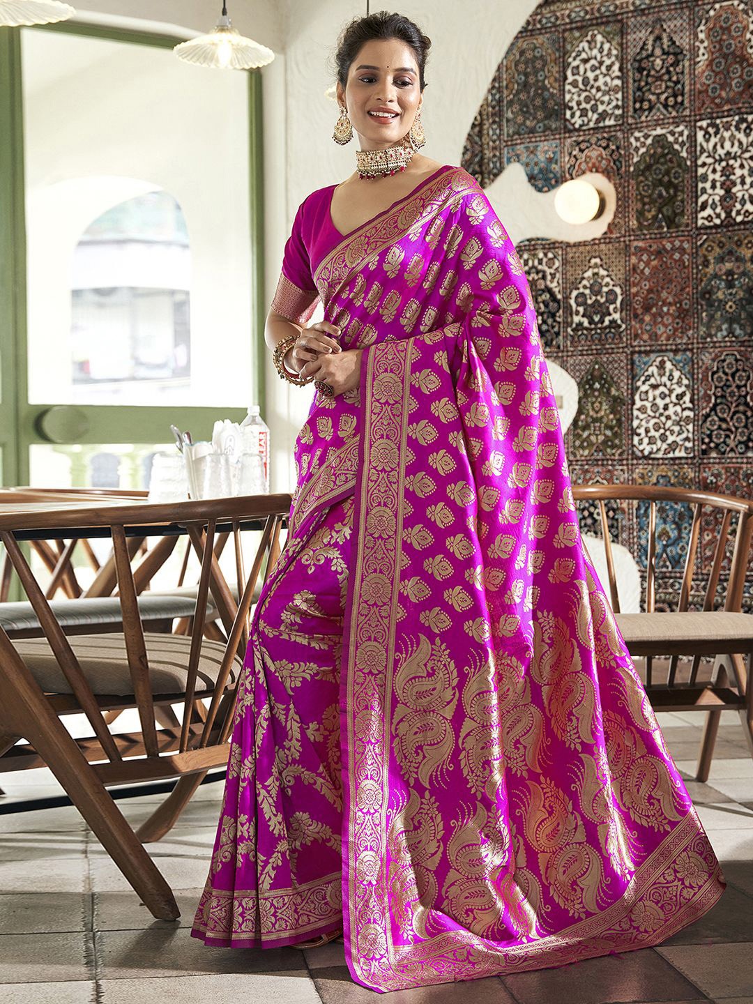 

KALINI Floral Zari Woven Design Banarasi Saree, Pink