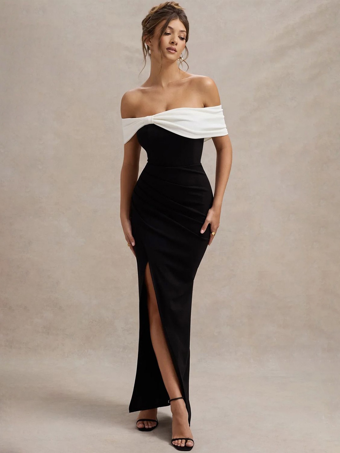 

CLAFOUTIS Women Off-Shoulder Maxi Dress, Black