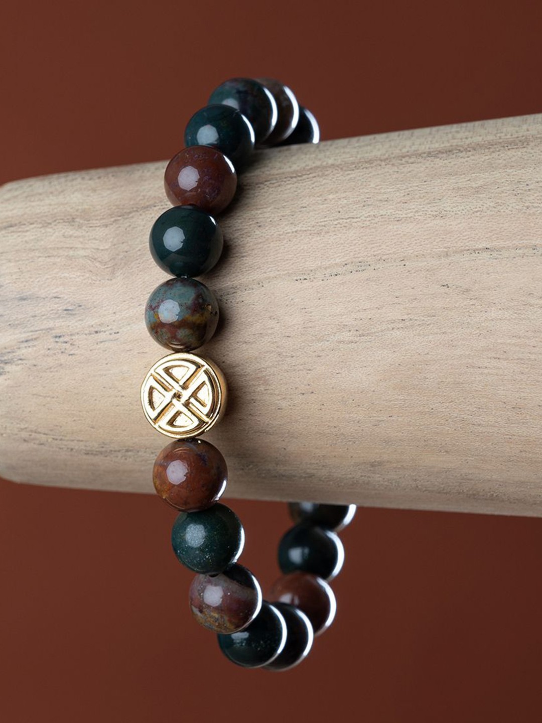

Stone Story By Shruti Men 925 Sterling Silver Gold-Plated Bloodstone Eternal Knot Bracelet