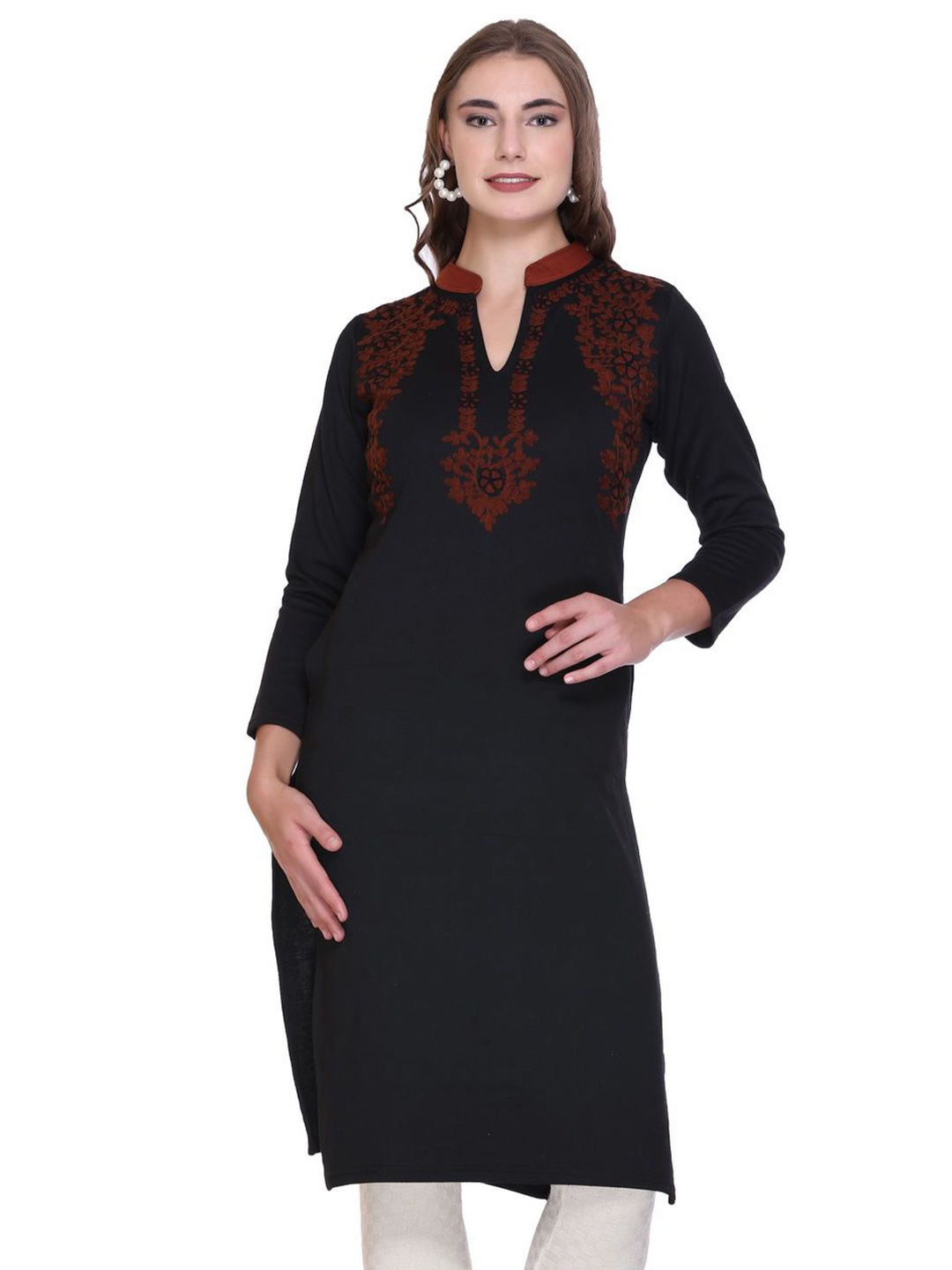 

ROSARY Winter Women Embroidered Woolen Kurta With Pockets, Black