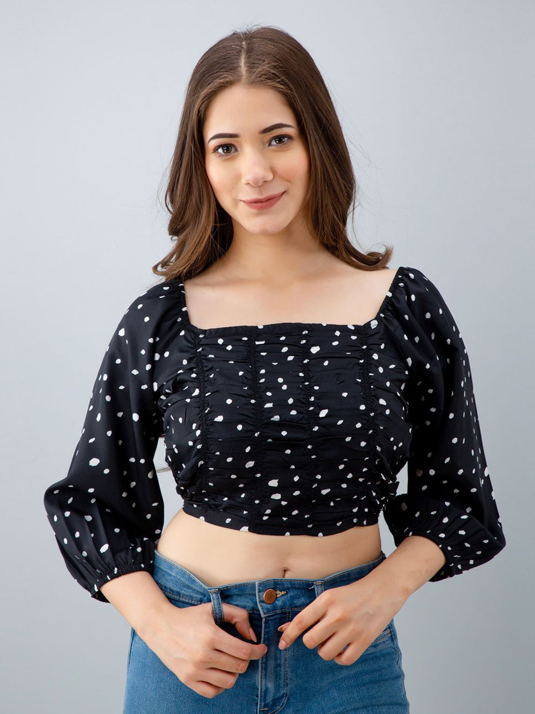 

DressBerry Women Polka Dot Print Square Neck Crepe Crop Top, Black